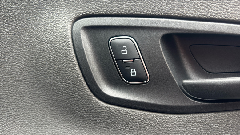 Ford Transit E-350 L3 Rwd 135kW 68kWh H2 Trend Van Auto